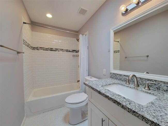 Building Photo - 13168 Trail Hollow Dr