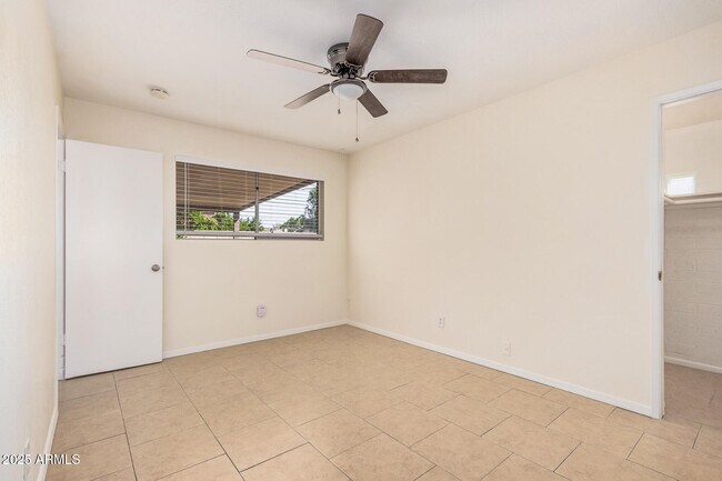 Building Photo - 2409 W Cortez St