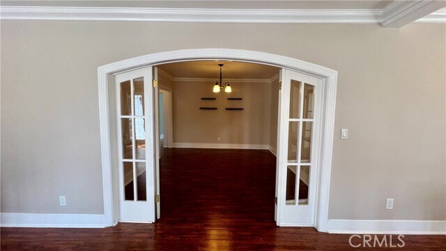 Building Photo - 5106 Crenshaw Blvd