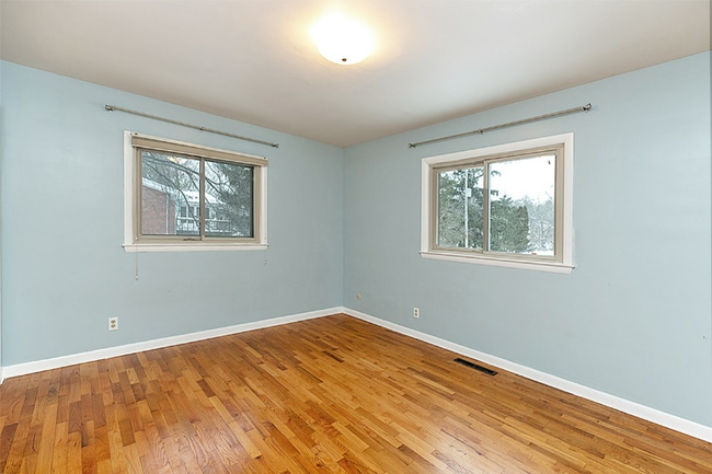 Building Photo - 4682 Huron Hill Dr