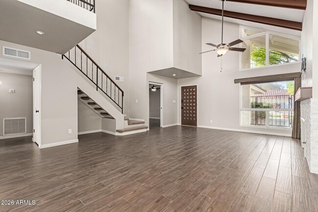 Building Photo - 5537 N 71st St