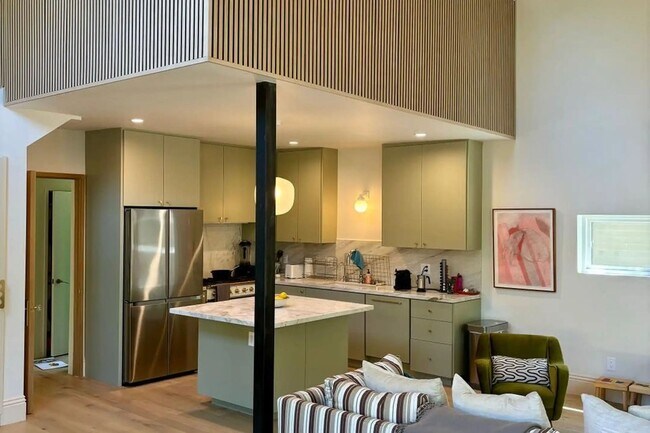 Building Photo - Stunning modern classic home. Gustavo Lopez AMSI