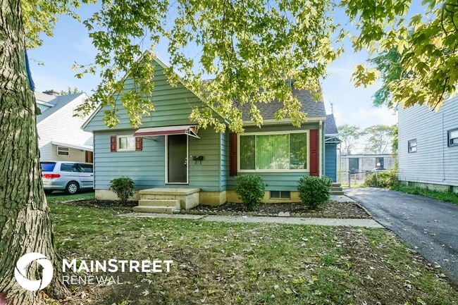 Primary Photo - 298 Pineview Dr