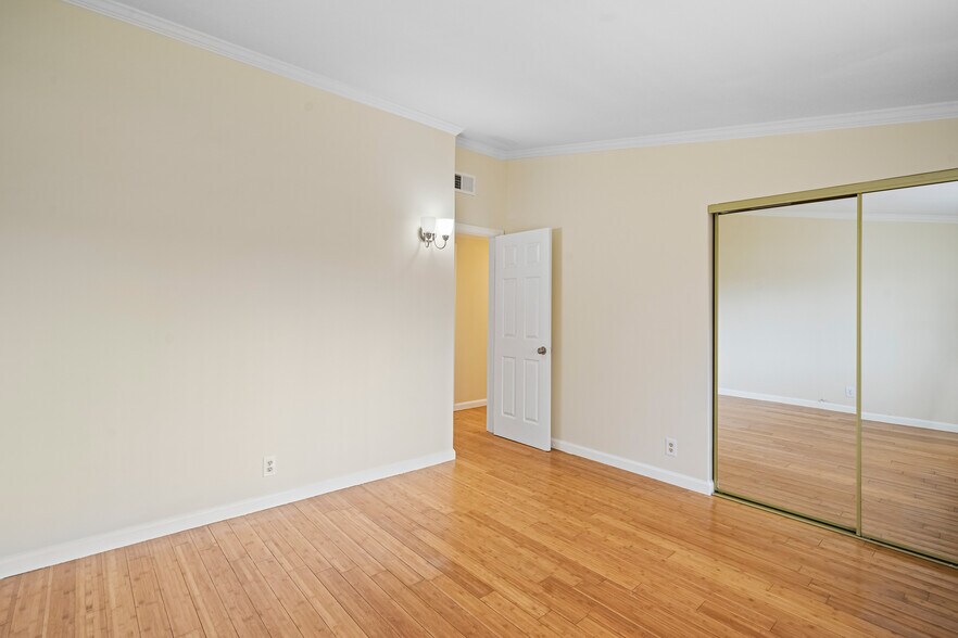 Bedroom 3 - 22321 Hartland St