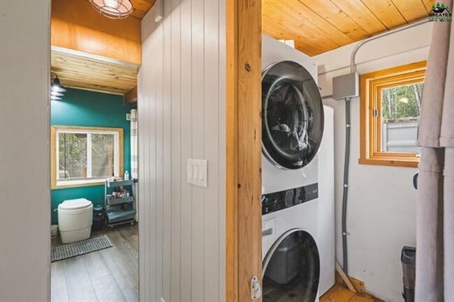 Building Photo - Charming 1-Bedroom Home on the Outskirts o...