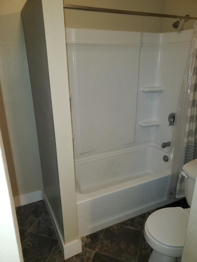 Building Photo - 112 14th St N