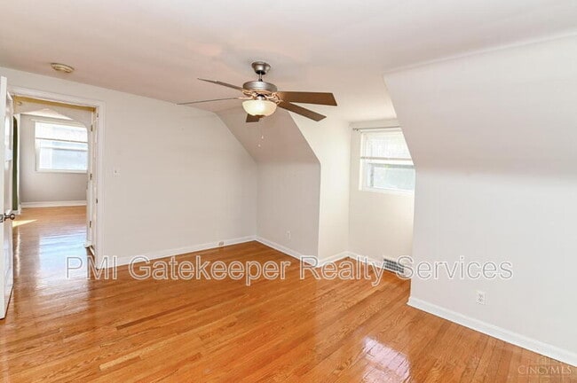 Building Photo - 5618 Leumas Rd