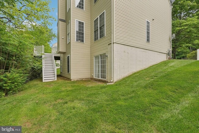 Building Photo - 51 Knickerbocker Ln