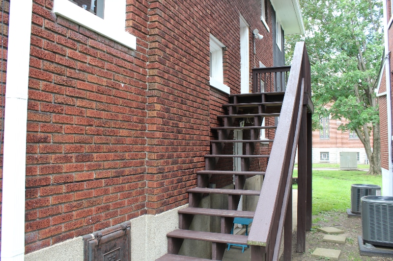 Building Photo - 2016 Edgeland Ave