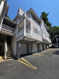 Building Photo - 8545 166th Ave NE
