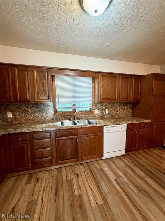 Building Photo - 6218 Island Dr NW