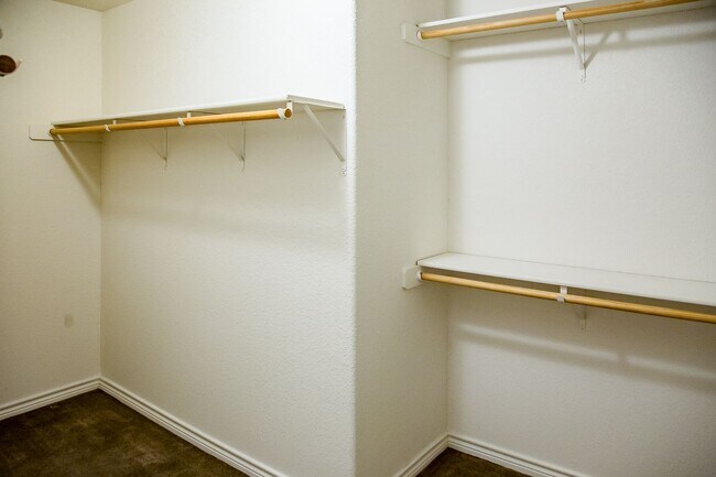 Building Photo - For Lease – $2,100/month | $2,250 Security...