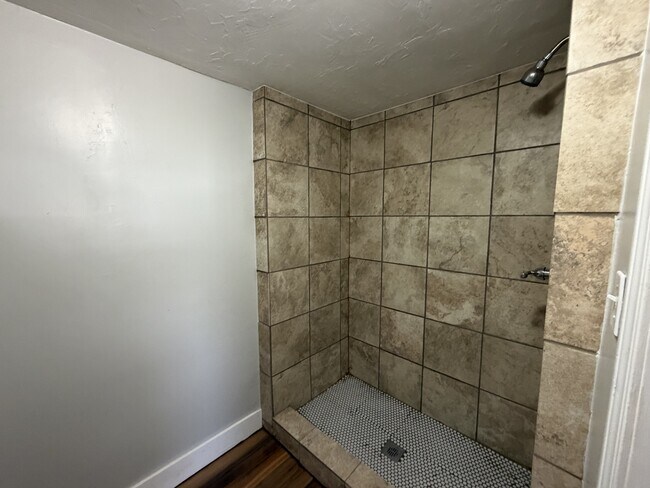 Building Photo - 3417 27th St