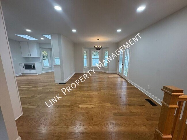 Building Photo - JUST REDUCE!  Sophisticated Tri-Level Home in Stuart Heights — Modern Comfort & Timeless Charming...