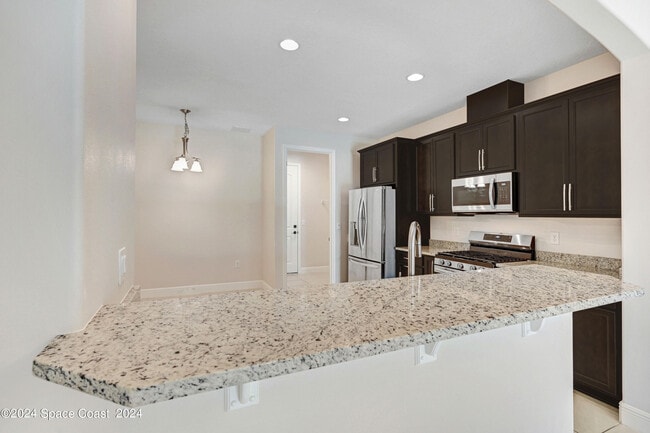 Building Photo - 8483 Loren Cove Dr