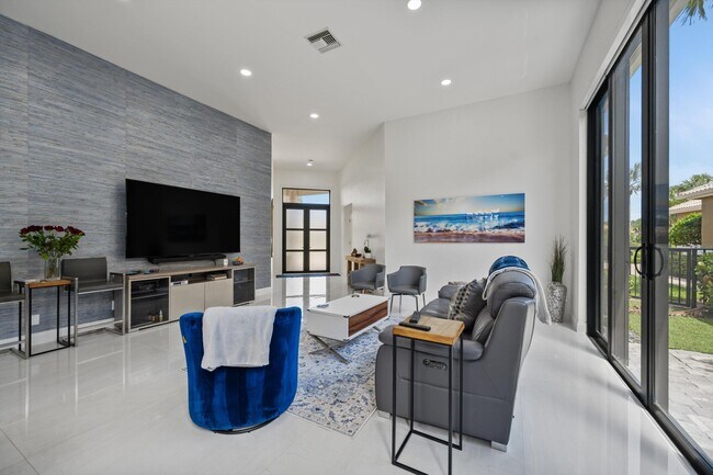 Building Photo - 4413 Barclay Fair Way