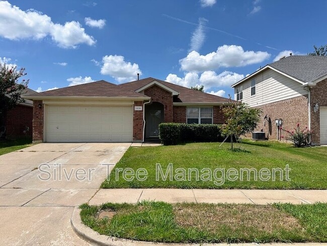 Building Photo - 10316 Lake Terrace
