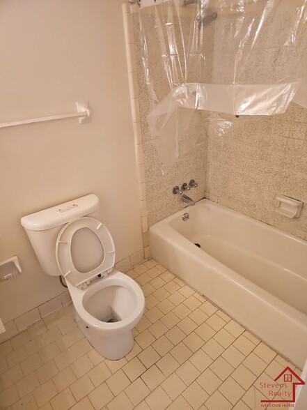 Building Photo - 441 Harding Pl