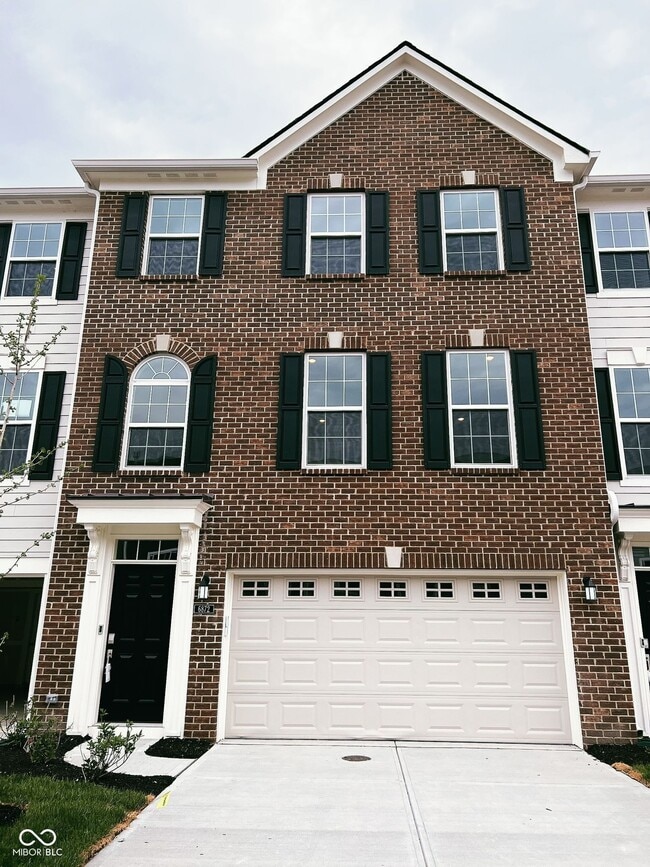 Building Photo - 6872 Sunstone Pl