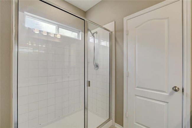 Building Photo - 311 Jarbridge Dr