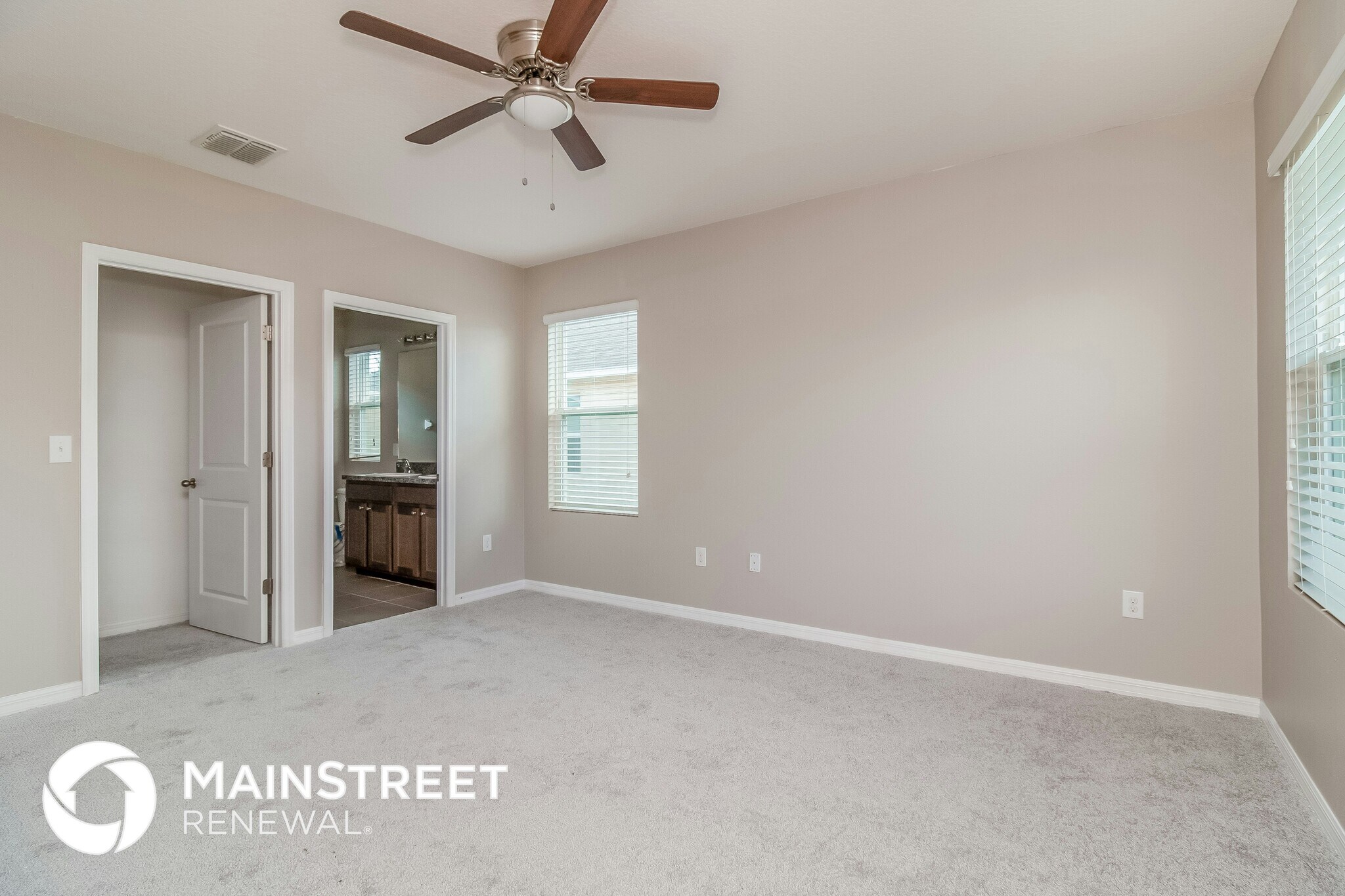 Building Photo - 9710 Highland Ridge Dr