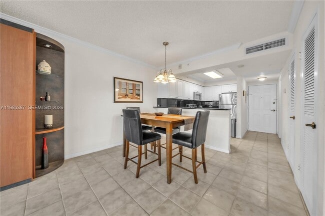 Building Photo - 2501 S Ocean Dr