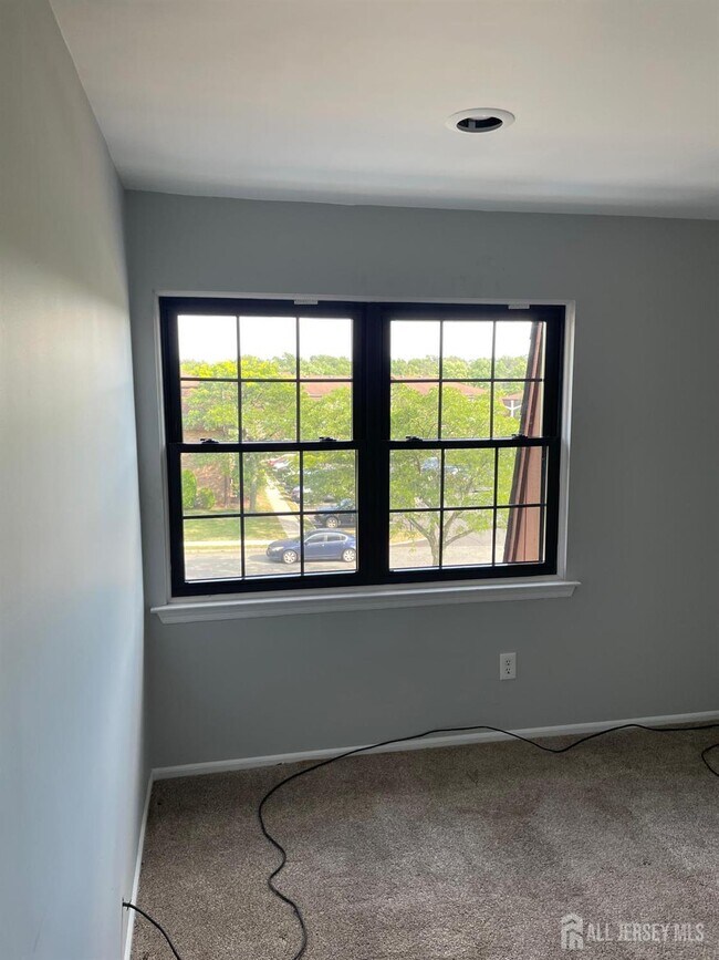 Building Photo - 118 Keystone Ct