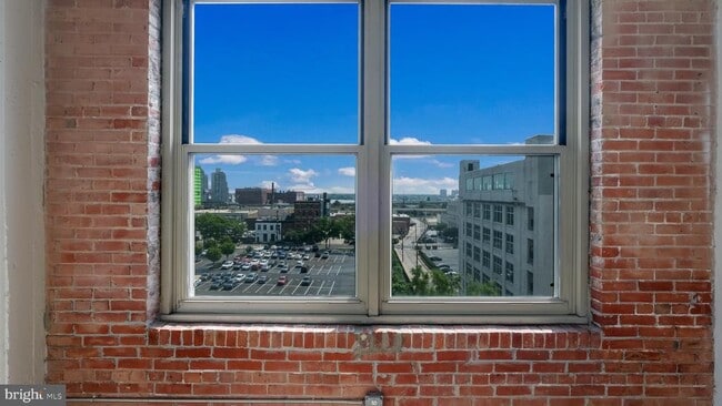 Building Photo - 444 N 4th St