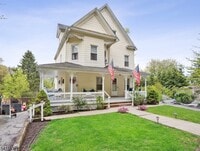 Building Photo - 196 Mt Kemble Ave