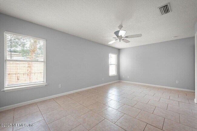 Building Photo - 705 Rembrandt Ave