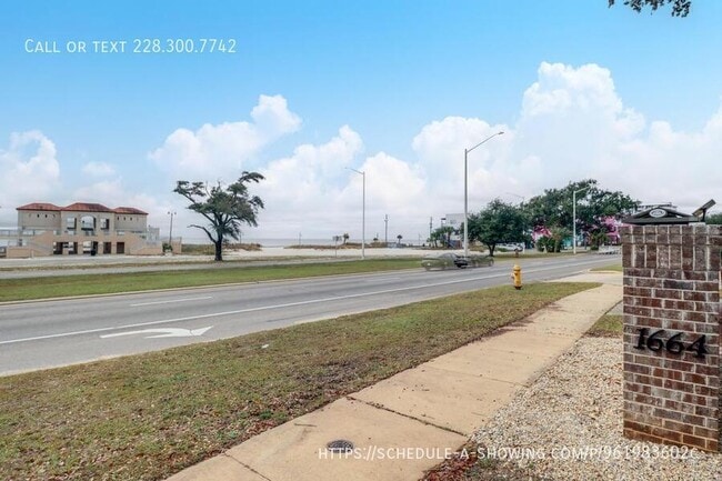 Building Photo - 1664 Beach Blvd