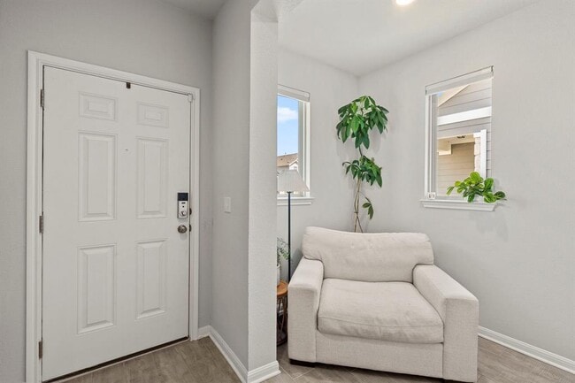 Building Photo - 12402 Zenyatta Dr