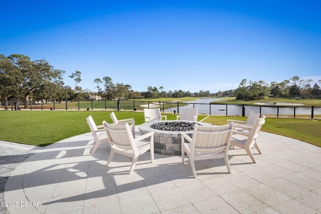 Building Photo - 4 Jasmine Run