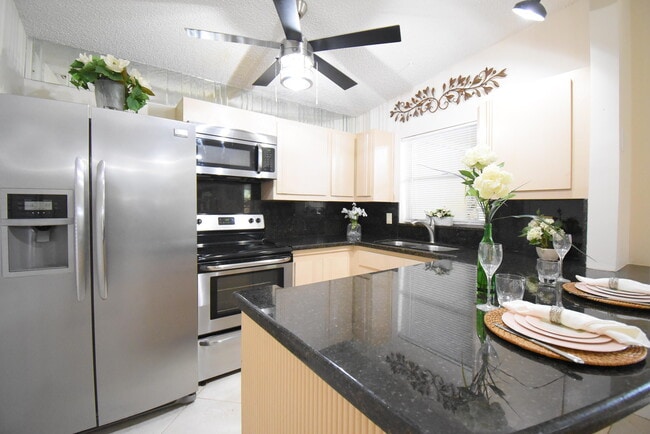 Building Photo - 11638 Timbers Way