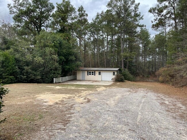 Building Photo - 3826 Dyches Rd