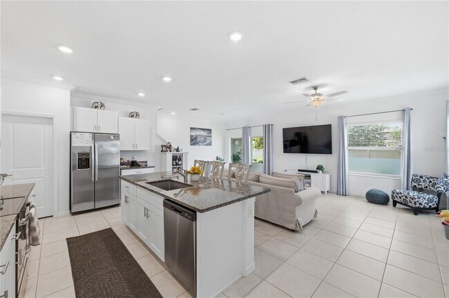 Building Photo - 9735 Ashworth Pl