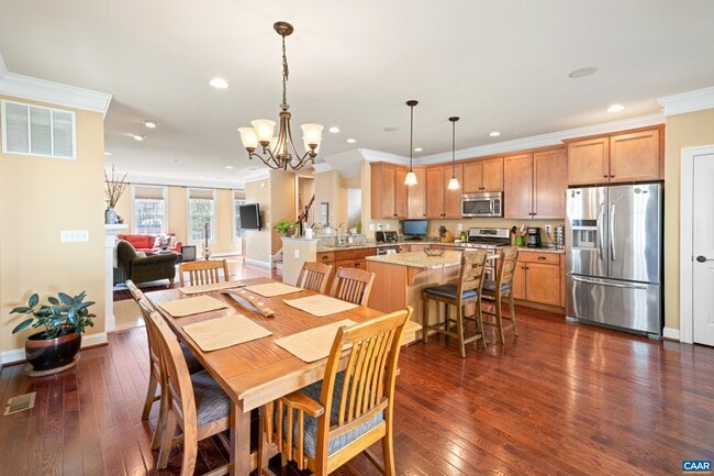 Building Photo - 545 Summerford Ln