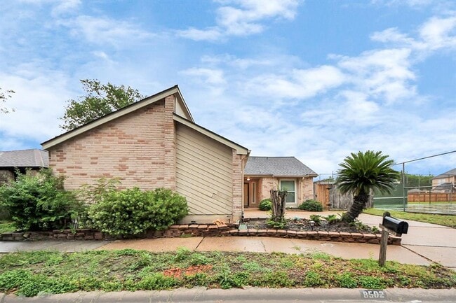 Building Photo - 8502 Fawn Terrace Dr
