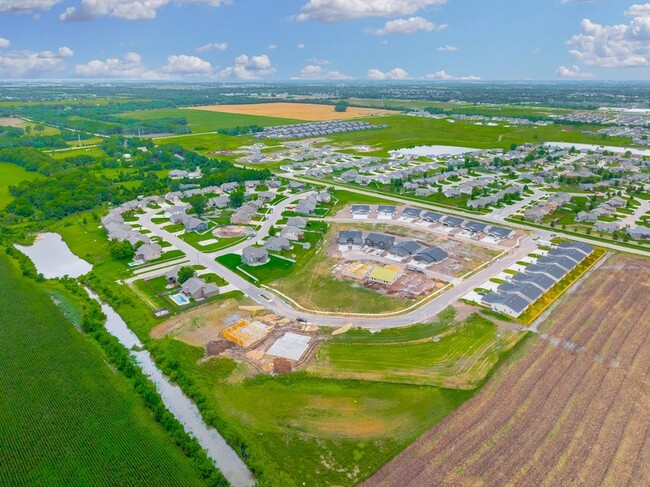 Building Photo - 2432 S Wheatland St