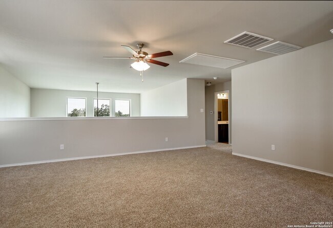 Building Photo - 1609 Ranch House