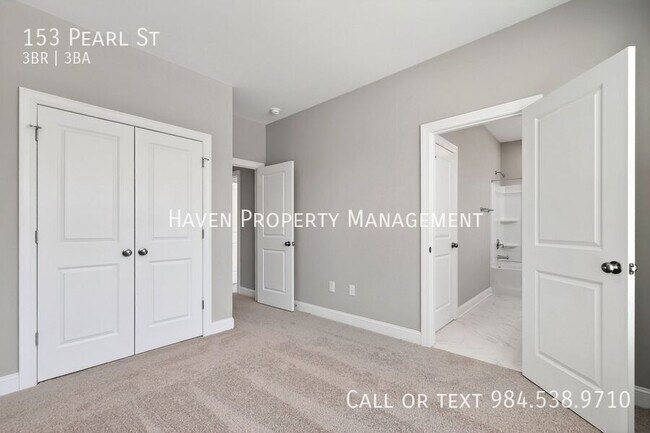 Building Photo - 153 Pearl St