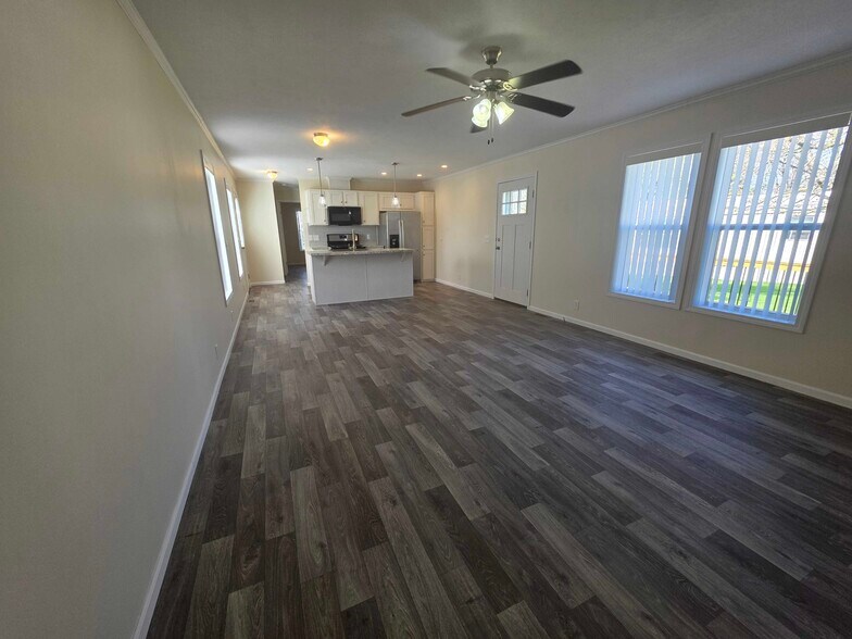 Building Photo - 3628 Birch St