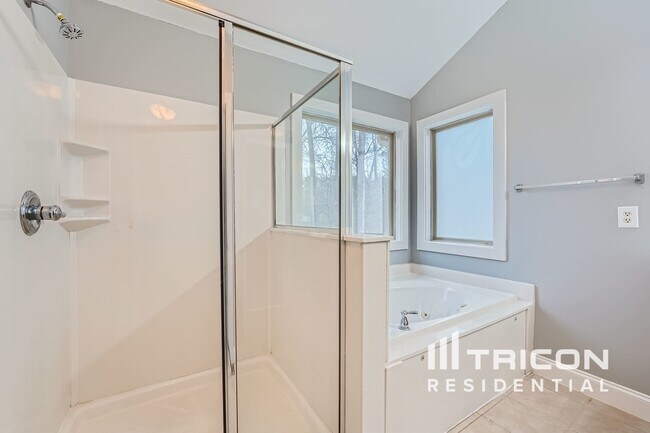 Building Photo - 294 Sweetwater Bridge Cir