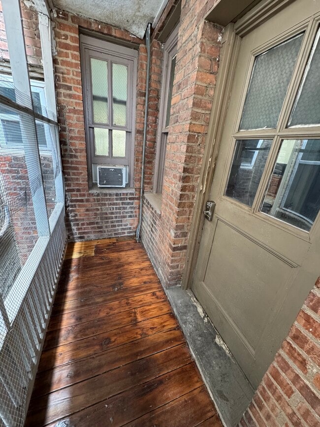 Building Photo - Sunflower Estate LLC