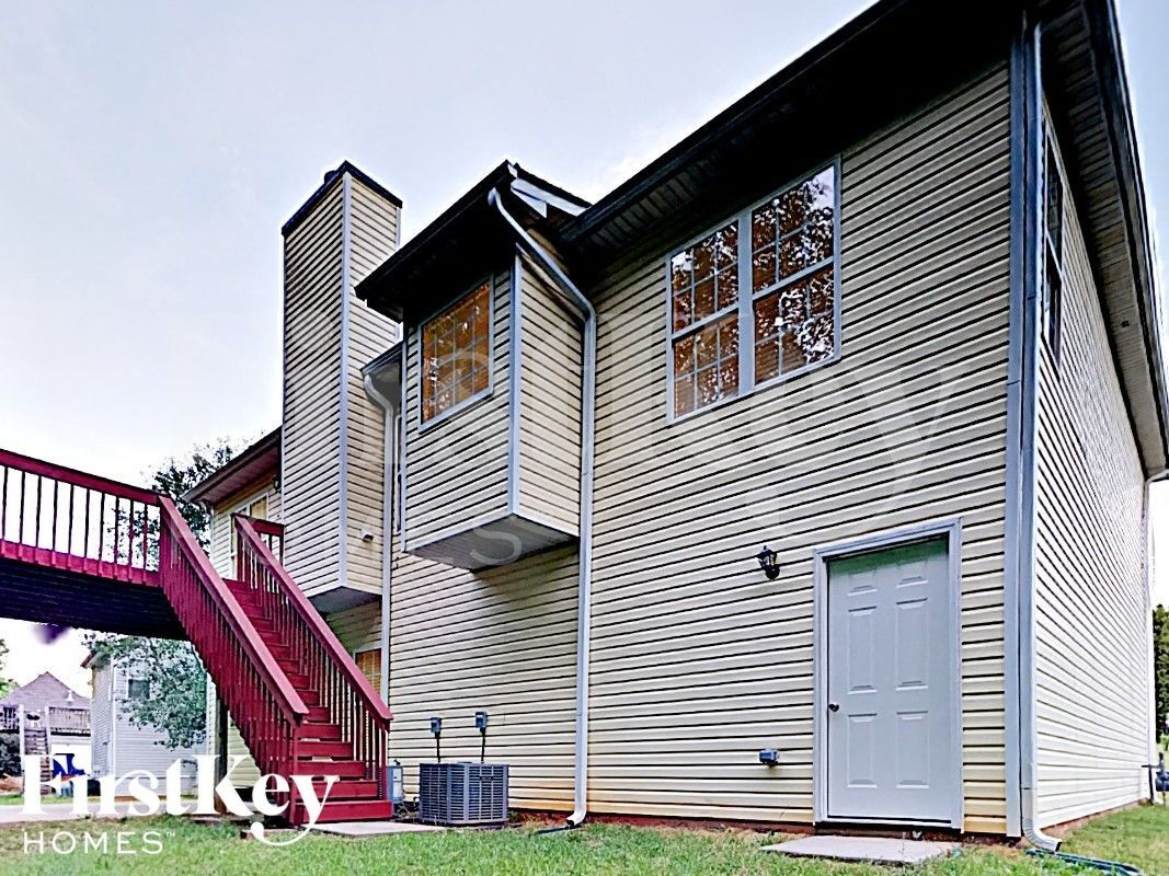 Building Photo - 35 Pebble Brooke Pass