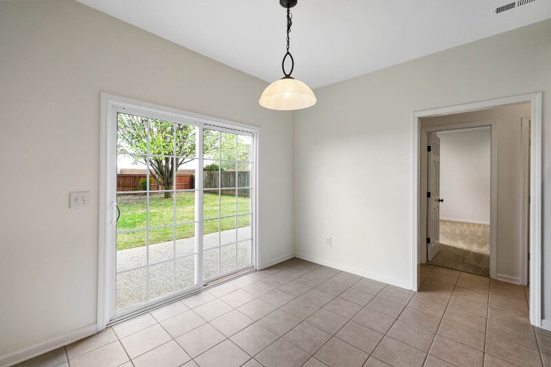 Building Photo - 4019 Cadence Dr