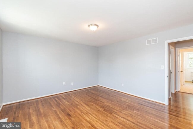 Building Photo - 37 Cardor Ct