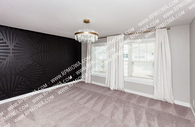 Building Photo - 1508 Mocking Bird Ln
