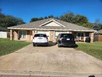 Building Photo - 221 Dale Earnhardt Dr