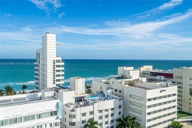 Building Photo - 4401 Collins Ave